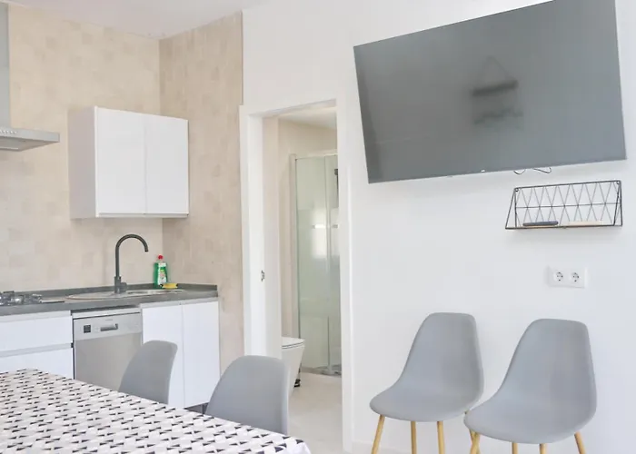 Veron 科尼尔-德拉弗龙特拉